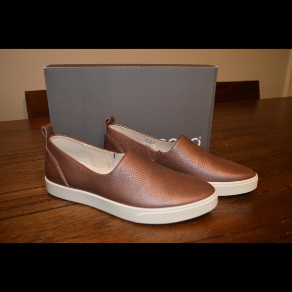 ecco gillian slip on